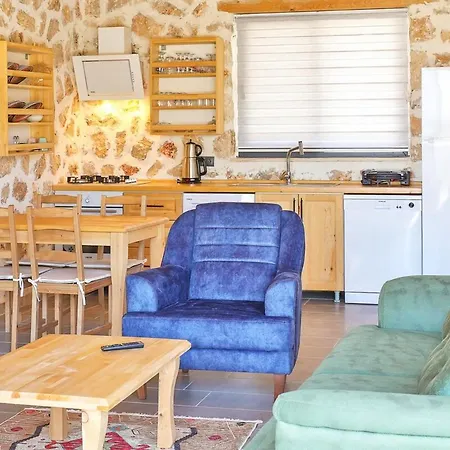 Romantic 1br Pool In Nature 別荘