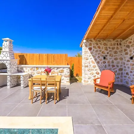 Romantic 1br Pool In Nature * Kalkan