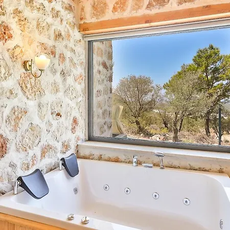 Romantic 1br Pool In Nature Kalkan