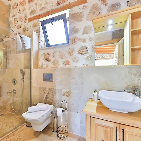 Romantic 1br Pool In Nature Kalkan